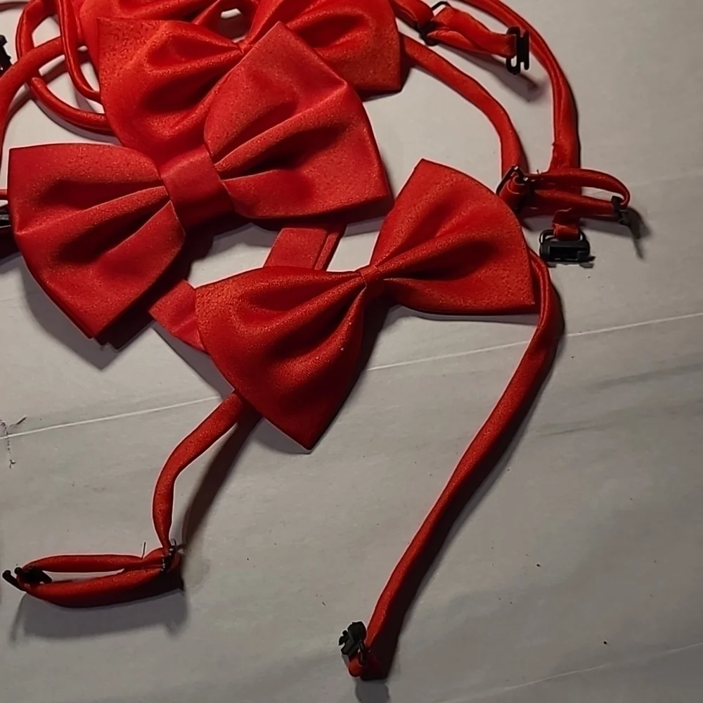 Kids BOWTIES Unisex NWOT